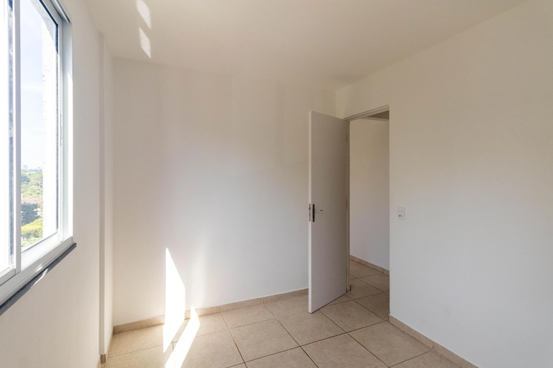 2-bedroom, 44 m² apartment in Curitiba — photo 13