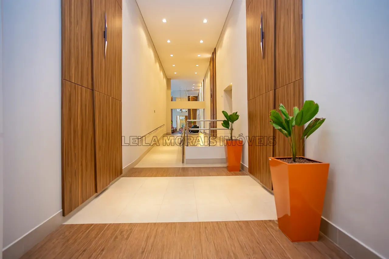 Apartment with 3 bedrooms, 5 bathrooms and open-plan kitchen — photo 36