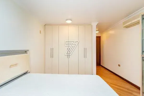 Furnished house with 3 bedrooms and 5 bathrooms — photo 32