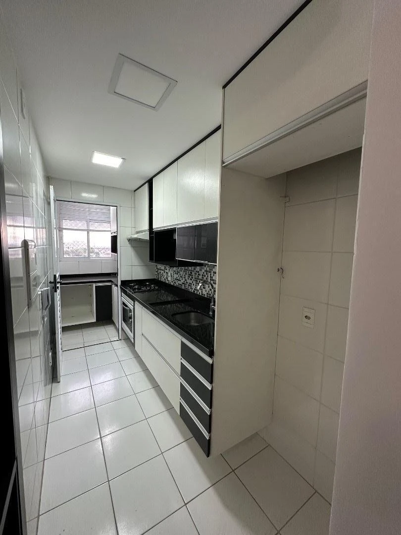 2-bedroom apartment with a home office in Curitiba — photo 5