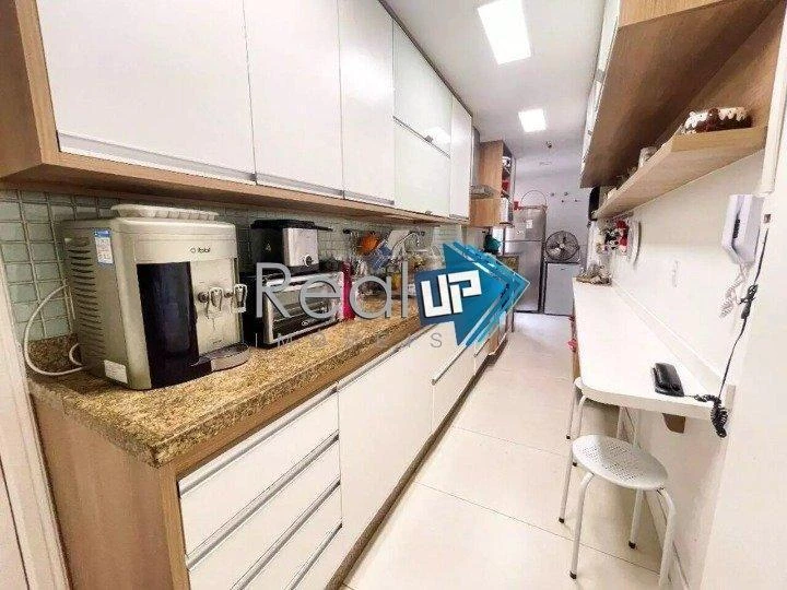 Furnished penthouse with 162 m² and 4 bedrooms — photo 23
