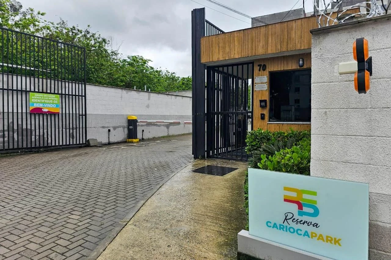 Apartamento de 2 quartos em condomínio com piscina — photo 21