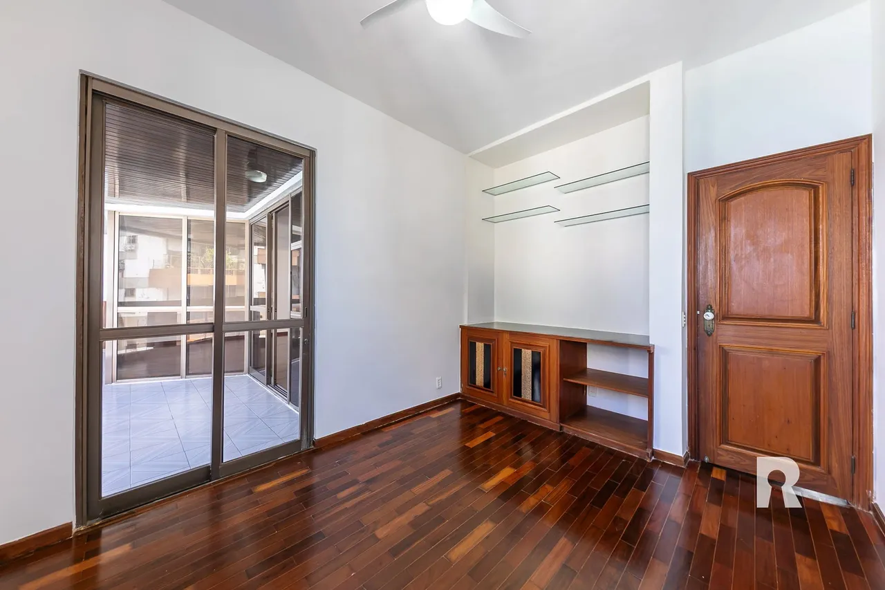 Unfurnished apartment with 4 bedrooms and 4 bathrooms — photo 11