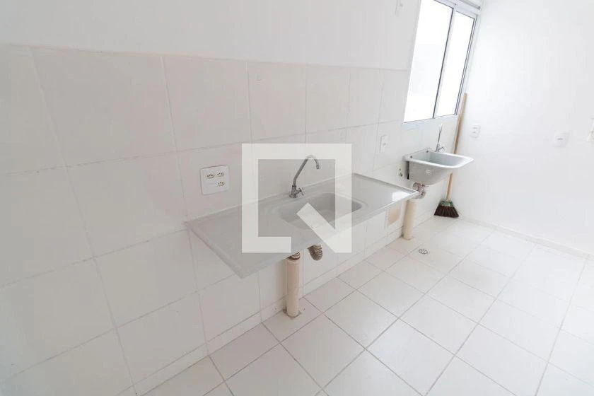 Apartamento para aluguel com 2 quartos e 40 m²
