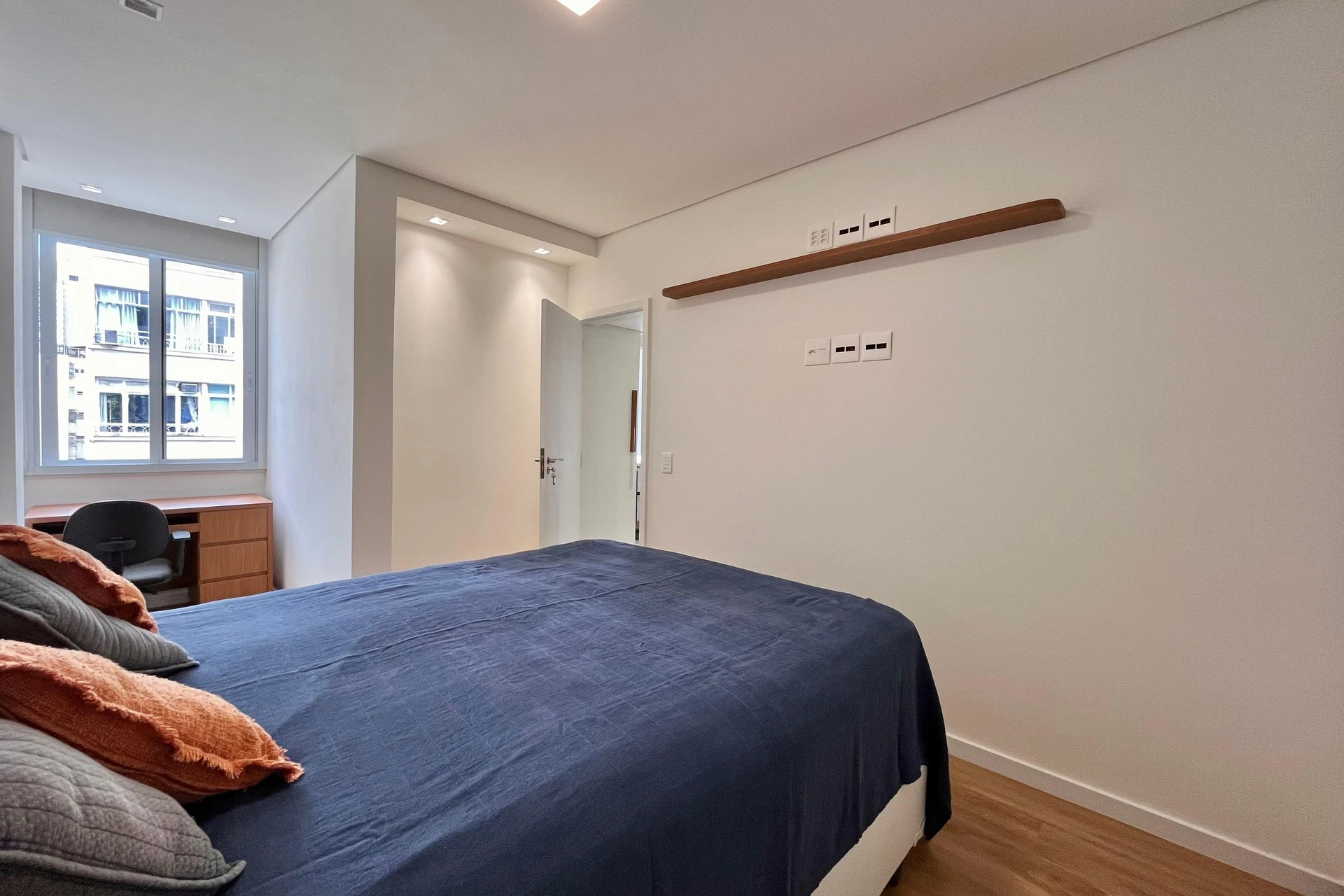Furnished apartment, 70 m², with a home office — photo 3