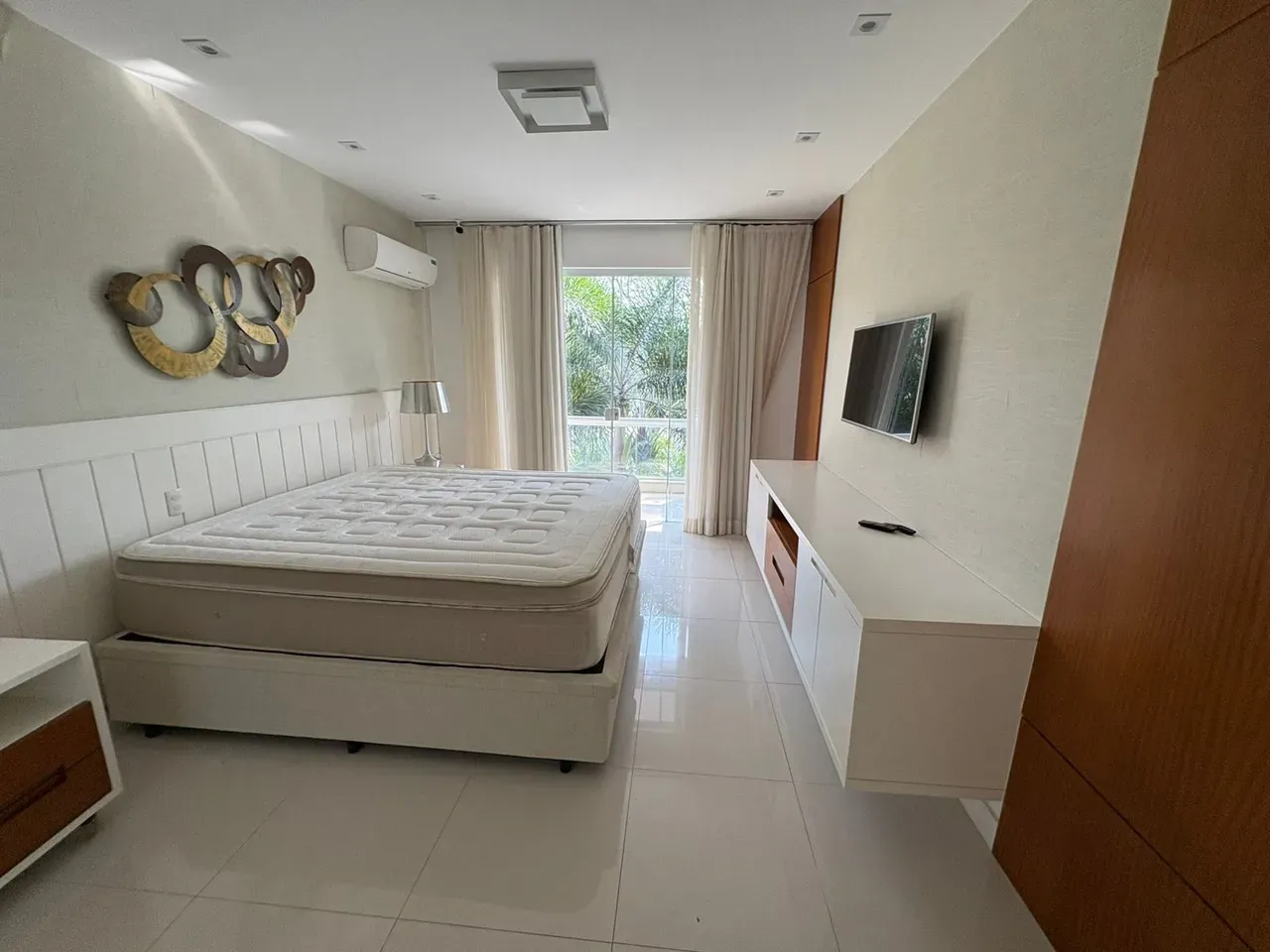 Furnished 6-suite house with 640 m² and 4 parking — photo 3