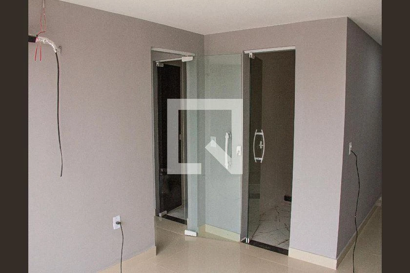 Rental house with 4 bedrooms and 250 m² open-plan kitchen — photo 18