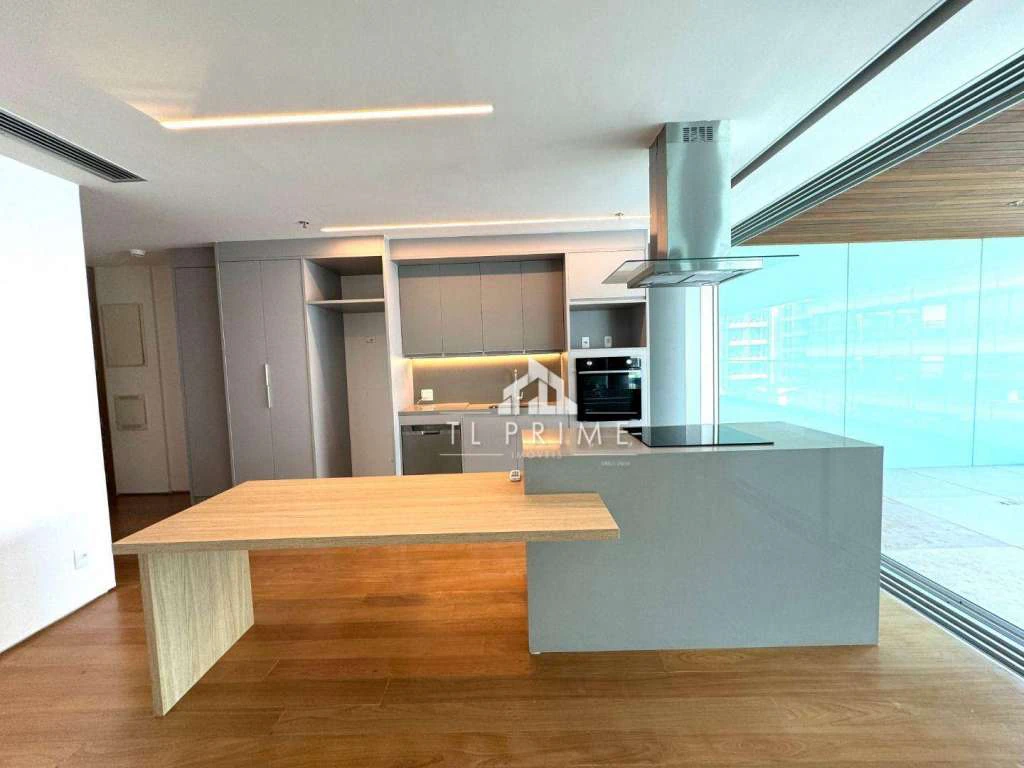 Apartamento de 1 quarto de 169 m² com varanda — photo 7
