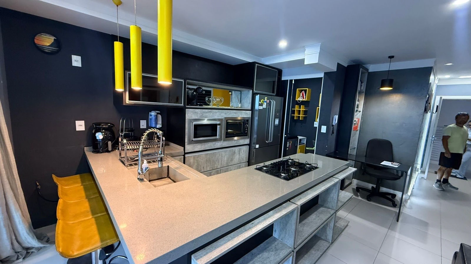 Меблированная квартира с 3 спальнями и кухней open-plan — photo 2