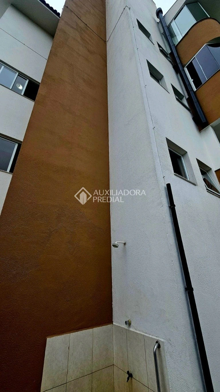 Furnished apartment, 62 m², with a grill on the balcony — photo 25