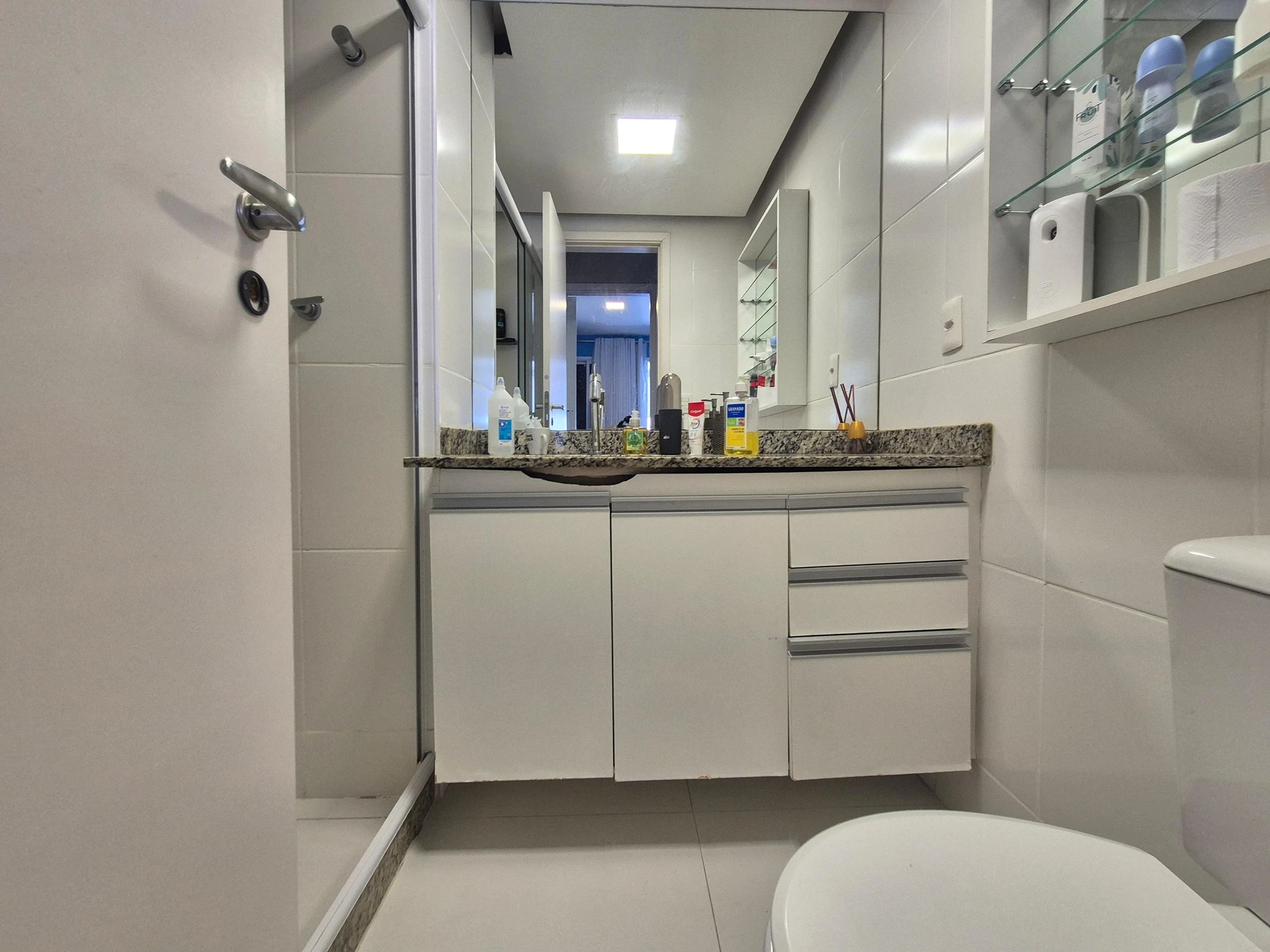 2-bedroom apartment in a building with a sauna — photo 15