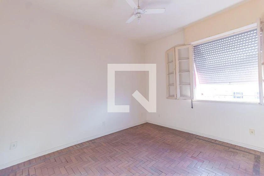Apartment, 25 m², with wood or laminate floors — photo 2