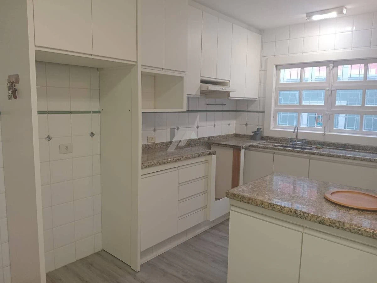 3-bedroom house with a private pool in Florianópolis — photo 17