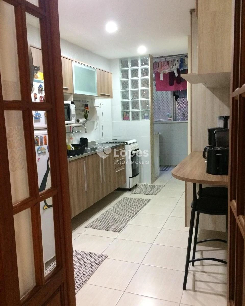 2-bedroom apartment with a mountain view in Rio de Janeiro — photo 2