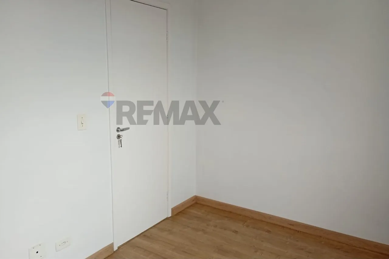 Apartamento de 2 dormitorios en 7º piso, 47 m² — photo 3