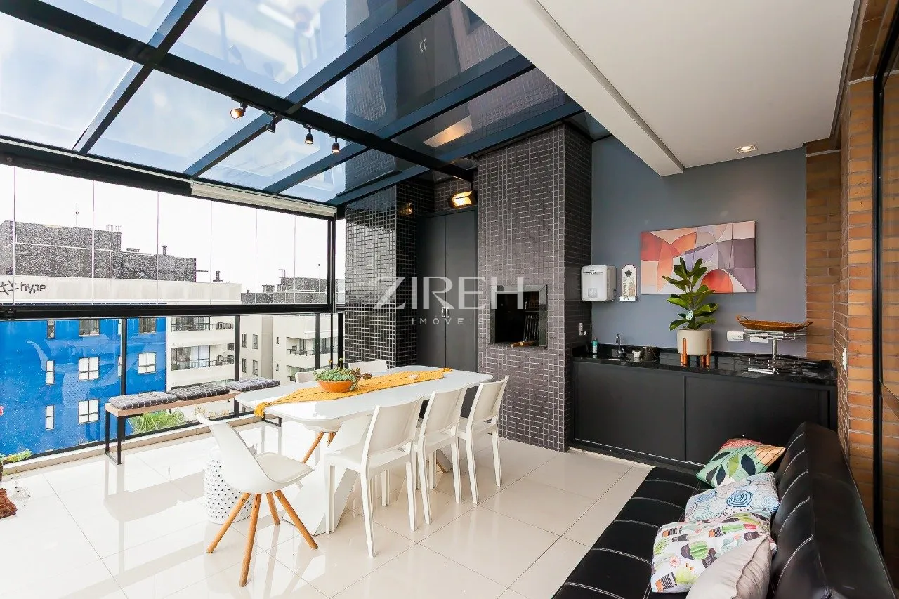3-bedroom apartment in a building with a gym — photo 3