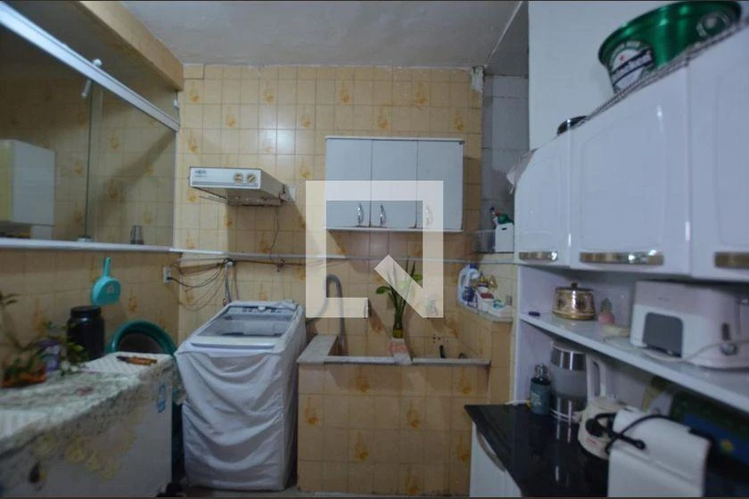 Furnished 231 m² house with 3 bedrooms and a balcony — photo 12