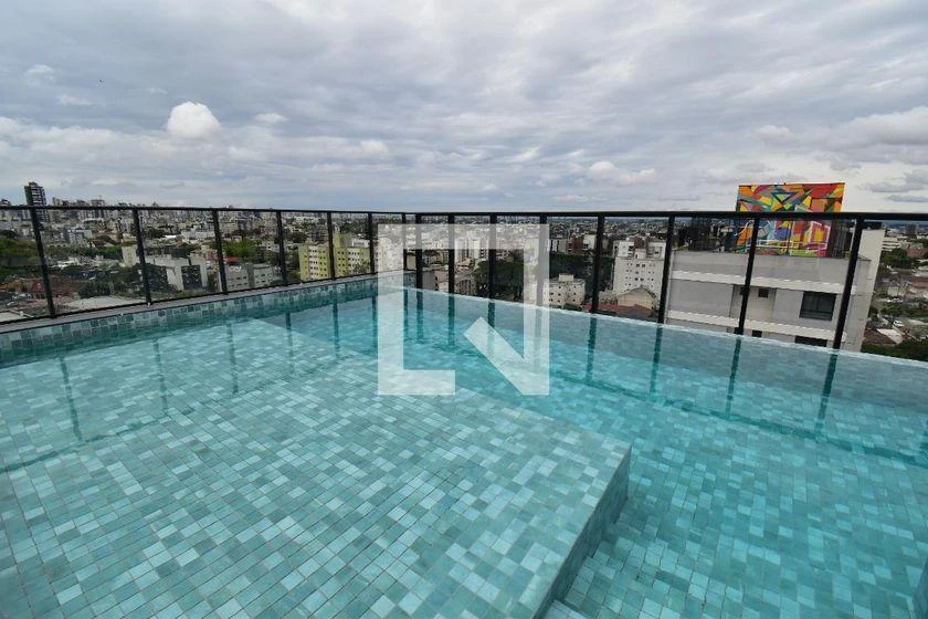 3-bedroom apartment in a building with a gym — photo 6
