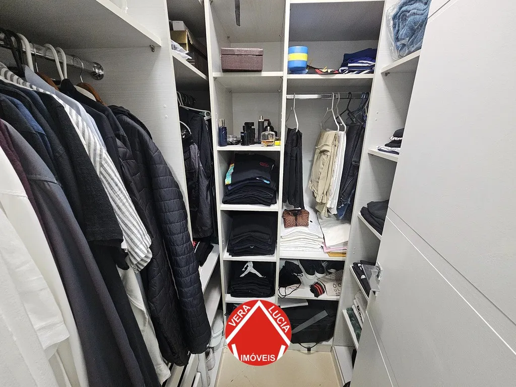 Furnished 600 m² house with 6 en-suite bedrooms — photo 24