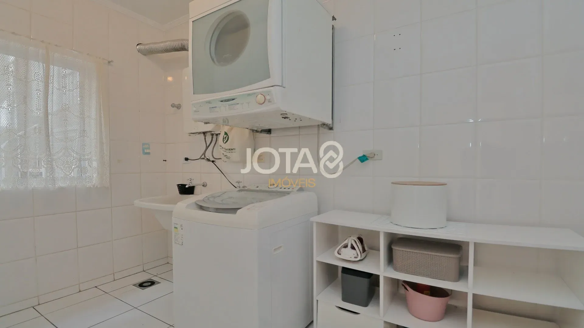 Furnished house with 3 bedrooms and a balcony — photo 21