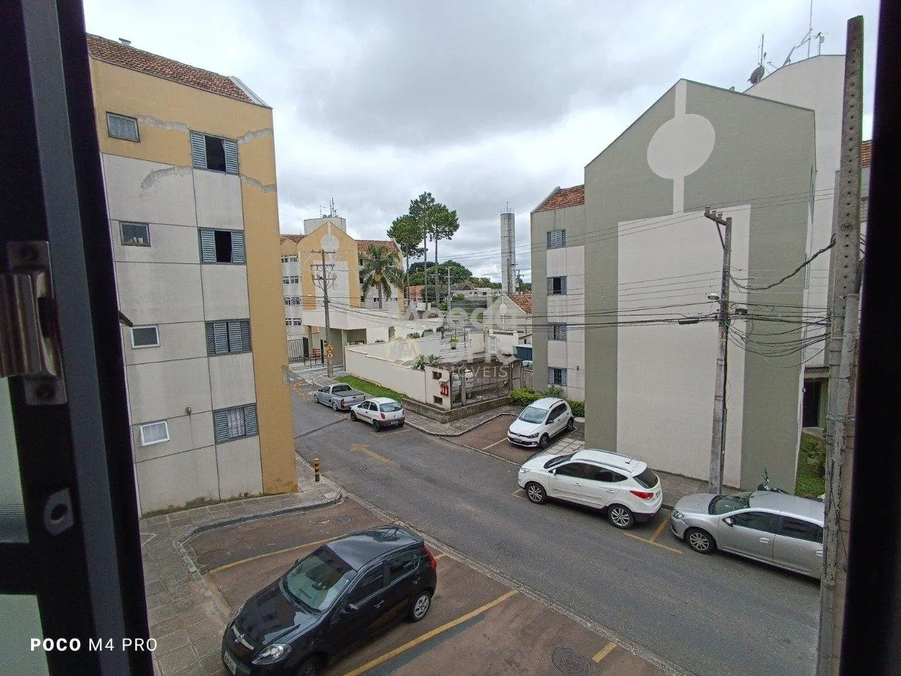 3-bedroom apartment with wood or laminate floors in Curitiba — photo 14