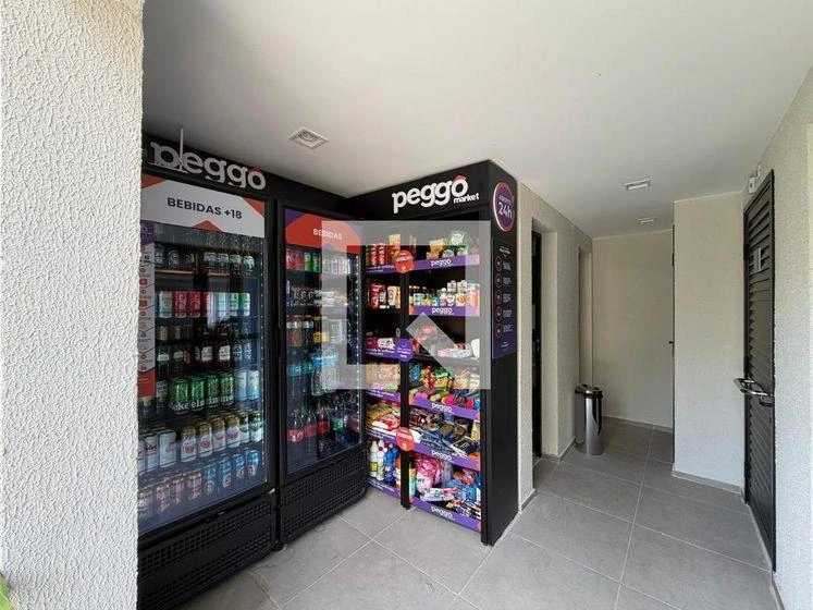 2-bedroom apartment in a building with a gym — photo 37