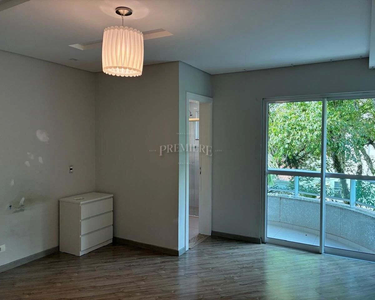 Квартира: 3 спальні, 1 з власною ванною кімнатою, 140 м² — photo 4