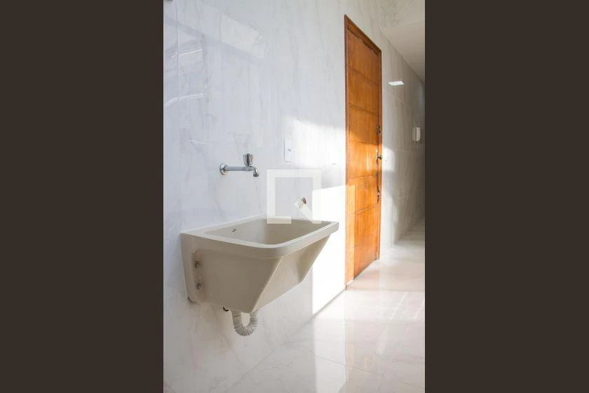 90 m² apartment with 2 bedrooms and a balcony — photo 31