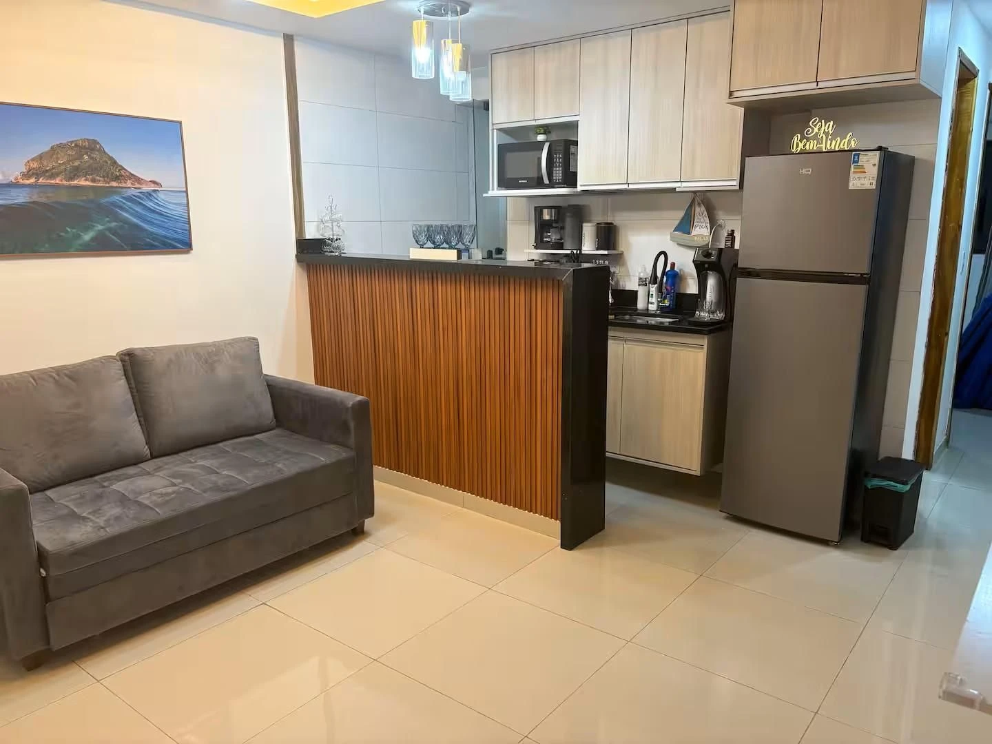 Apartamento mobiliado com 1 quarto e cozinha americana