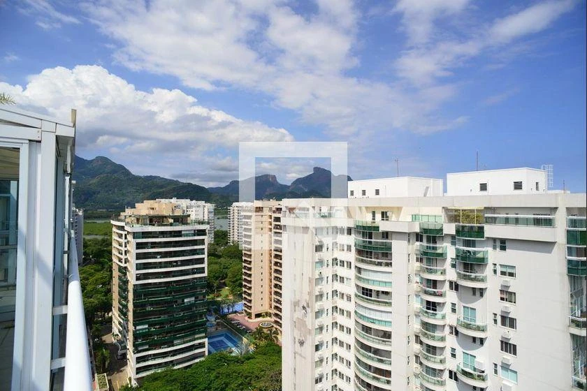 3-bedroom apartment with 225 m², 1 suite and balcony — photo 23