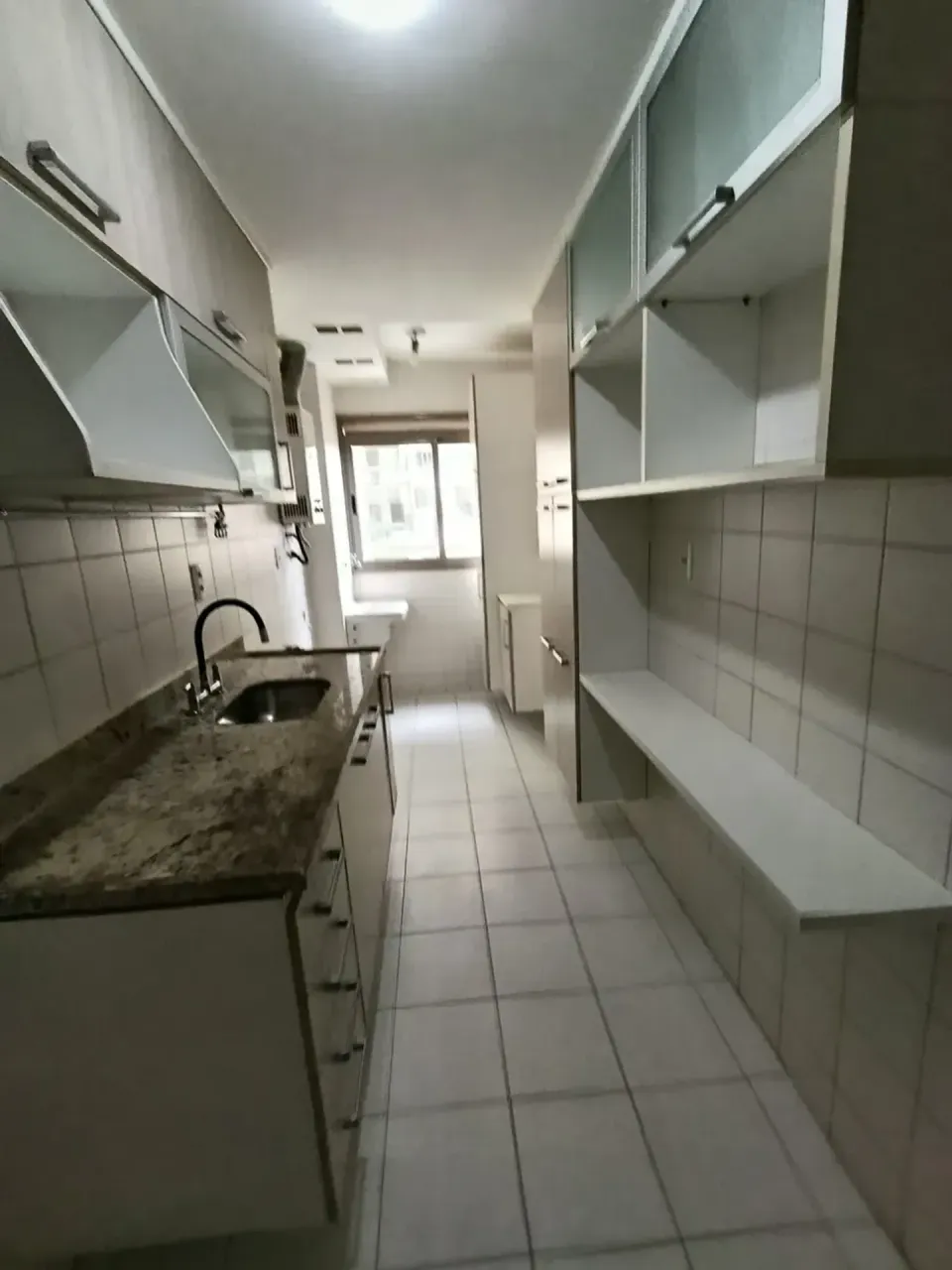 Apartment with 2 bedrooms a balcony and 1 parking spot — photo 7