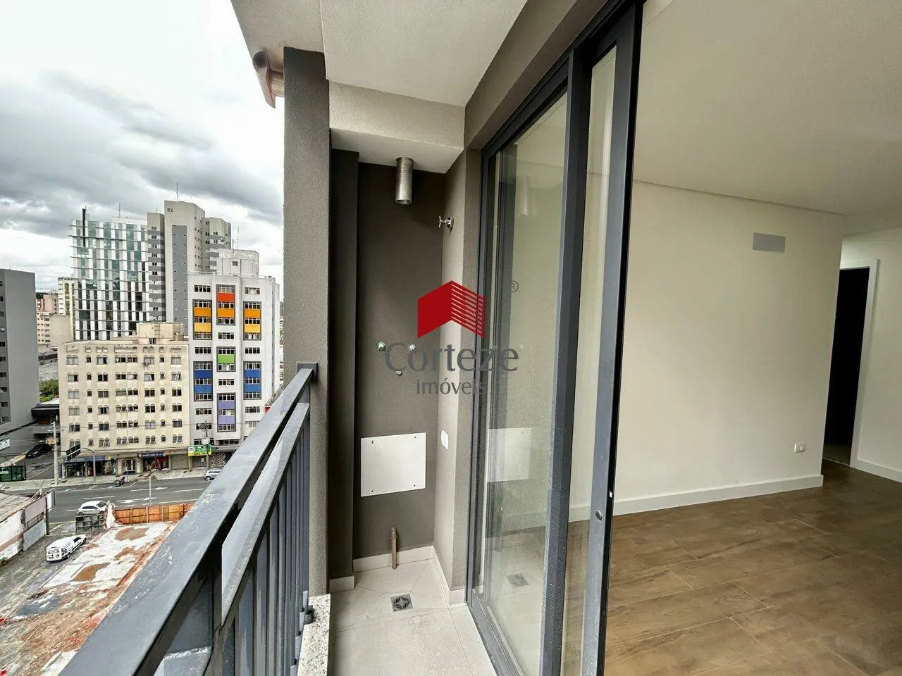 2-bedroom apartment with a grill on the balcony — photo 12
