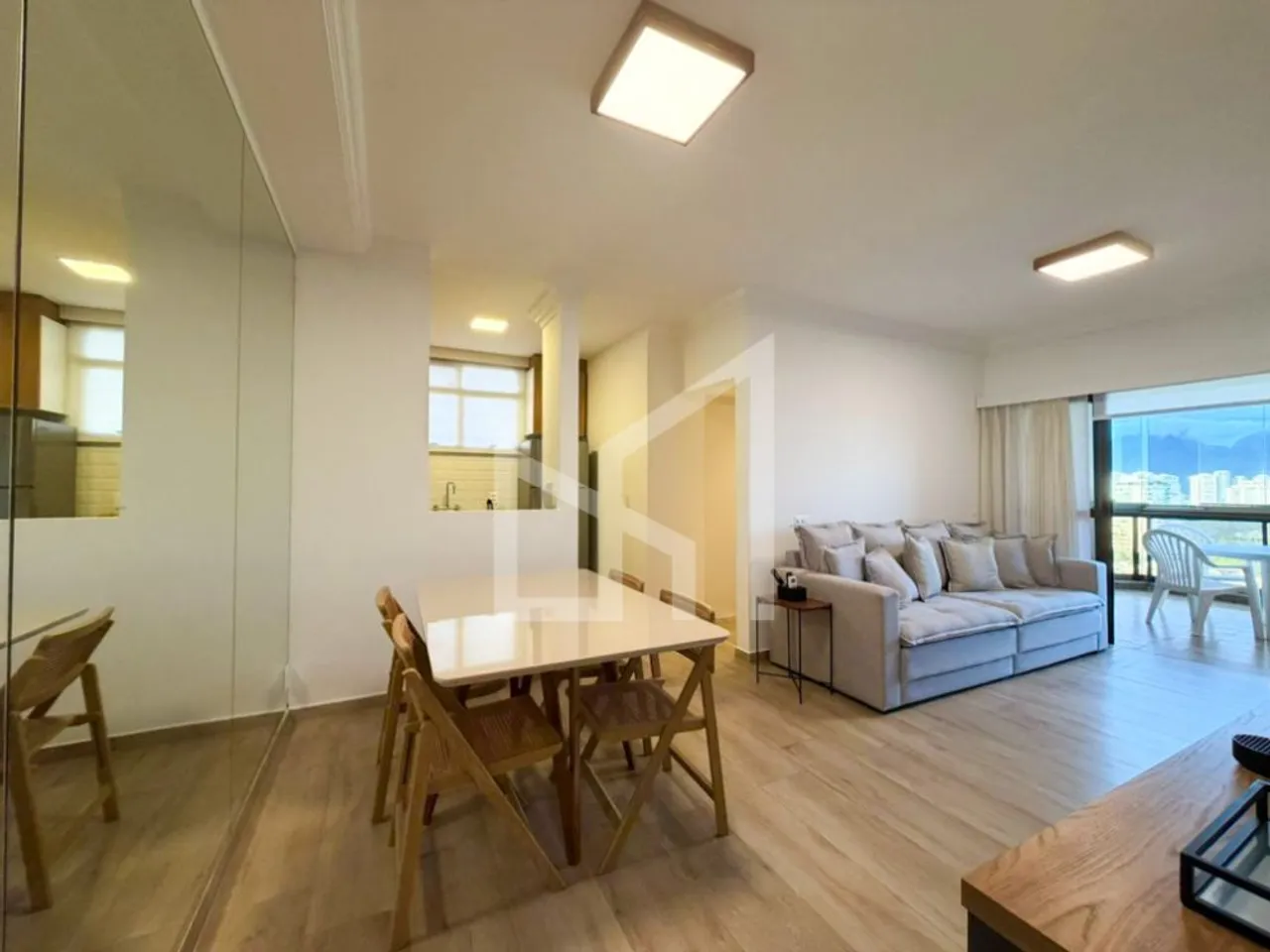 Furnished apartment with a glassed-in balcony — photo 14