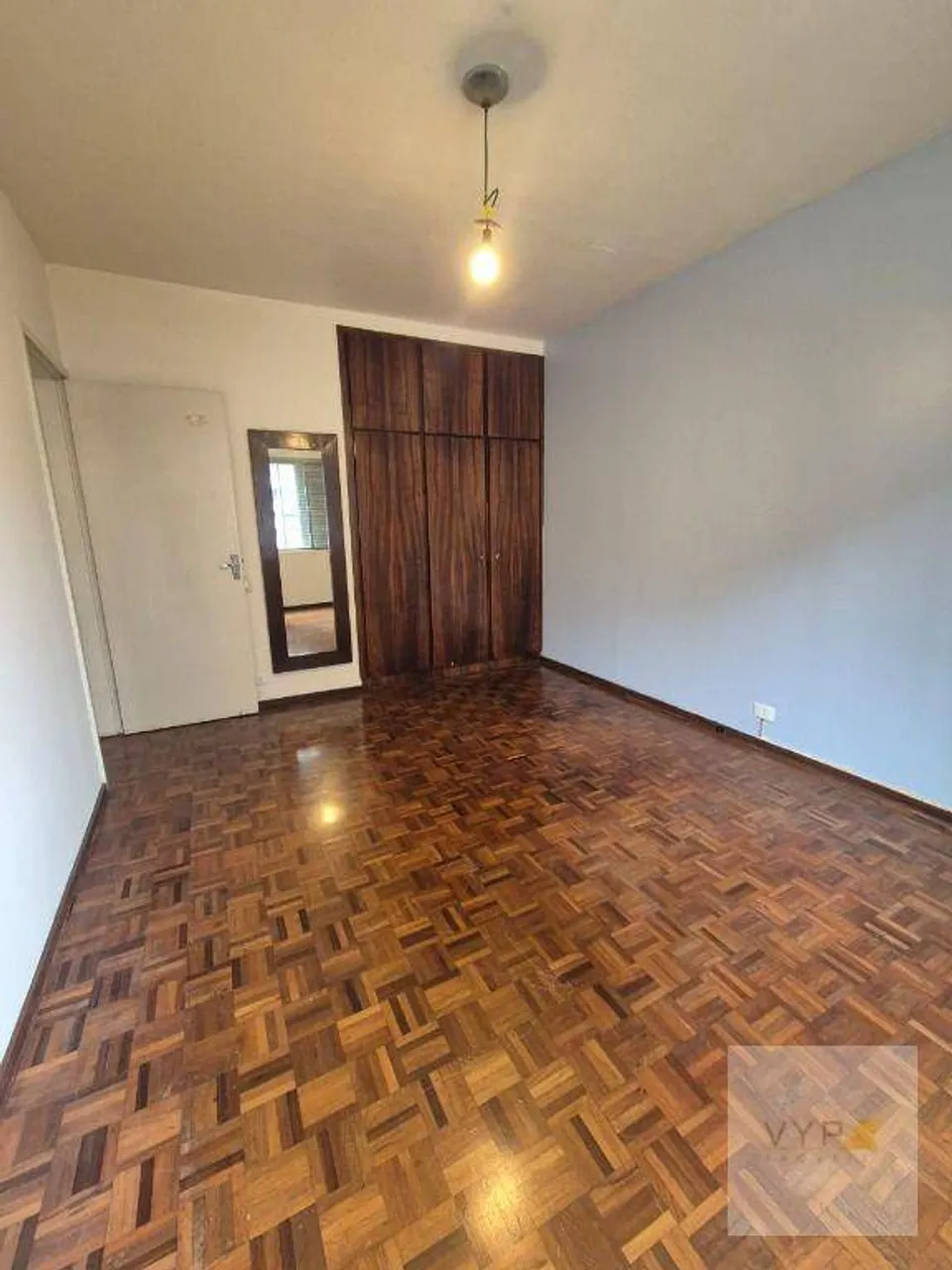 3-bedroom apartment with a separate kitchen and gas stove — photo 12