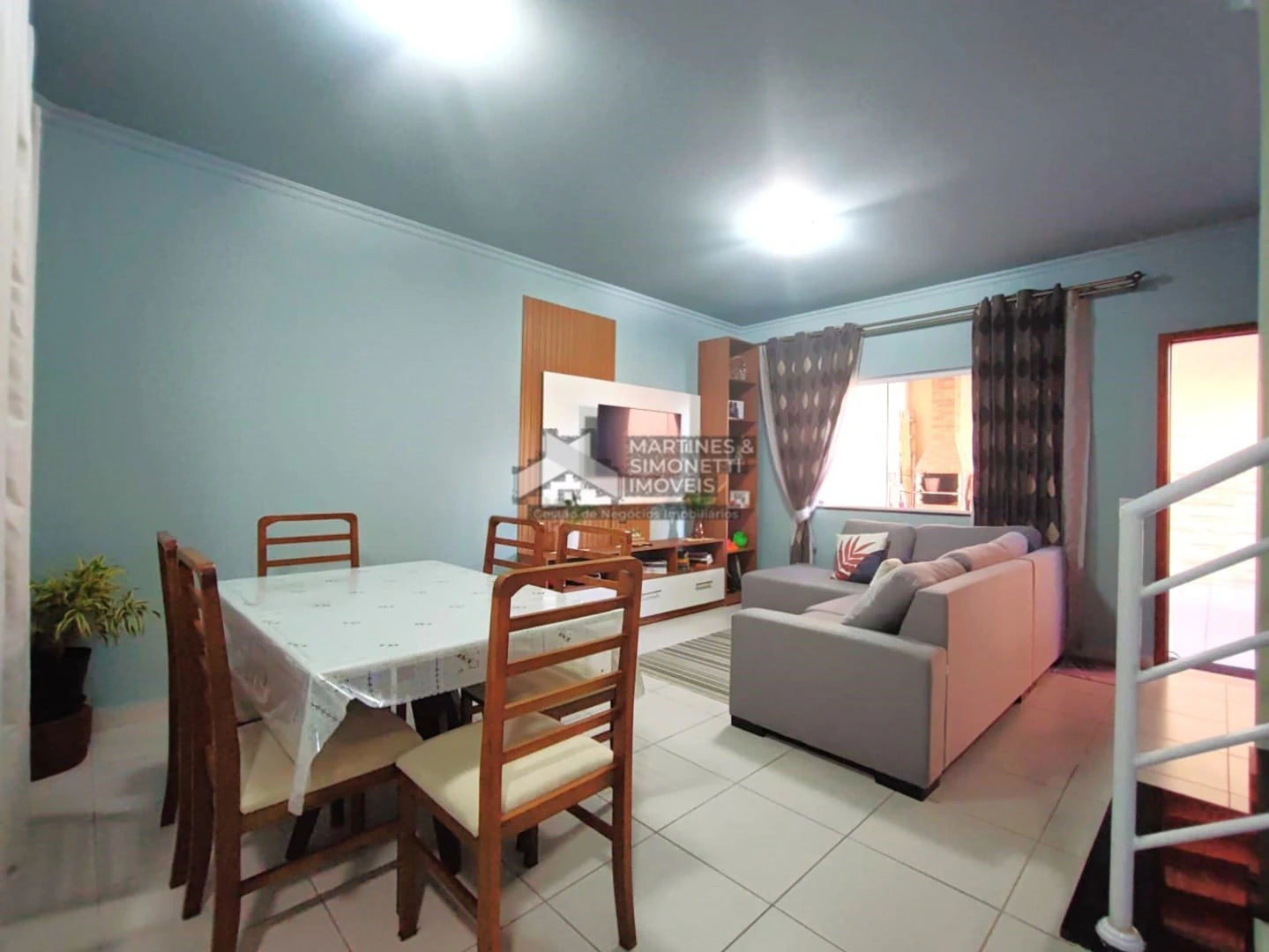 3-bedroom house with a walk-in closet in Curitiba — photo 19