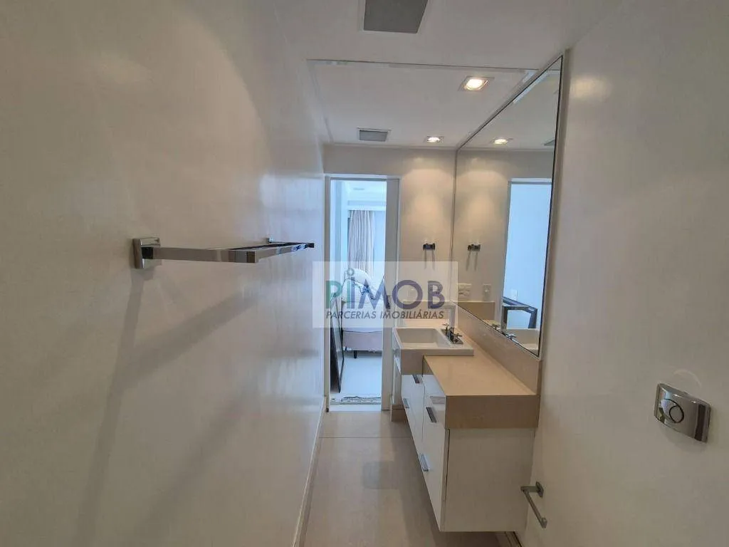 Furnished duplex penthouse with 3 bedrooms and 256 m² — photo 83