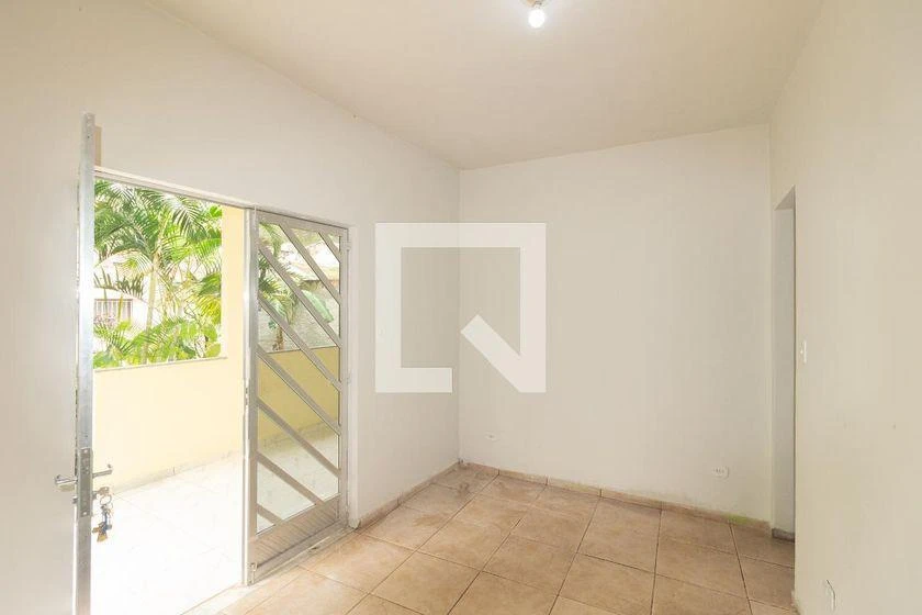 Casa sem mobília com 2 quartos e 1 banheiro, 120 m² — photo 26