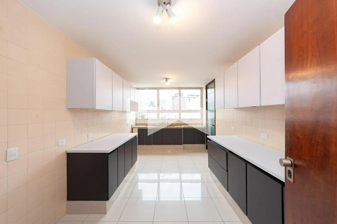 380 m² apartment with private laundry area — photo 38