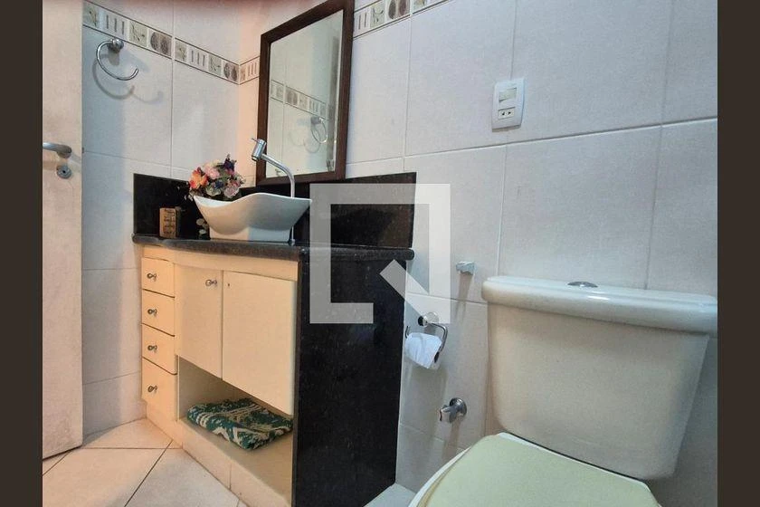 245 m² house with 3 en-suite bedrooms and 2 parking — photo 34