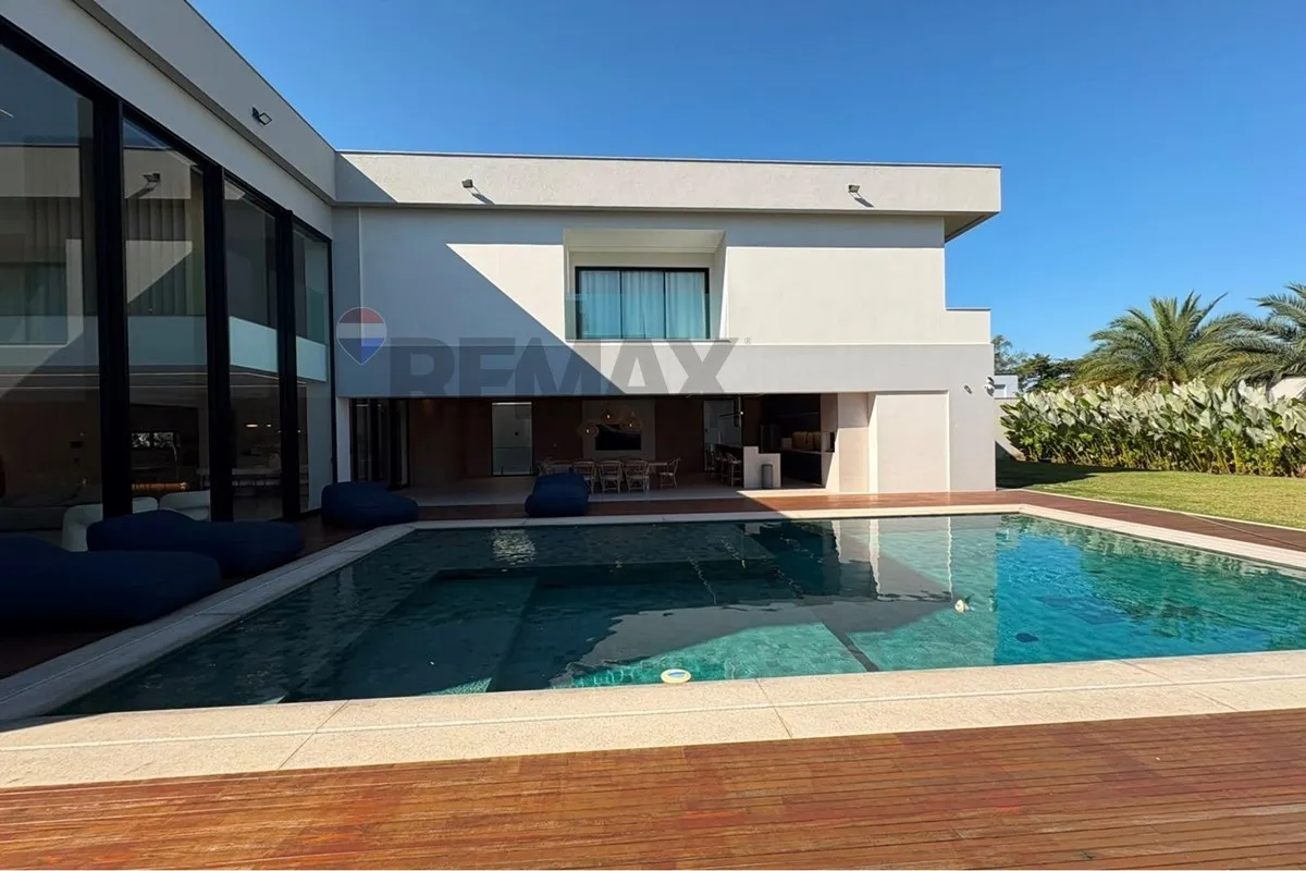 Furnished house with 5 en-suite bedrooms and private BBQ — photo 22