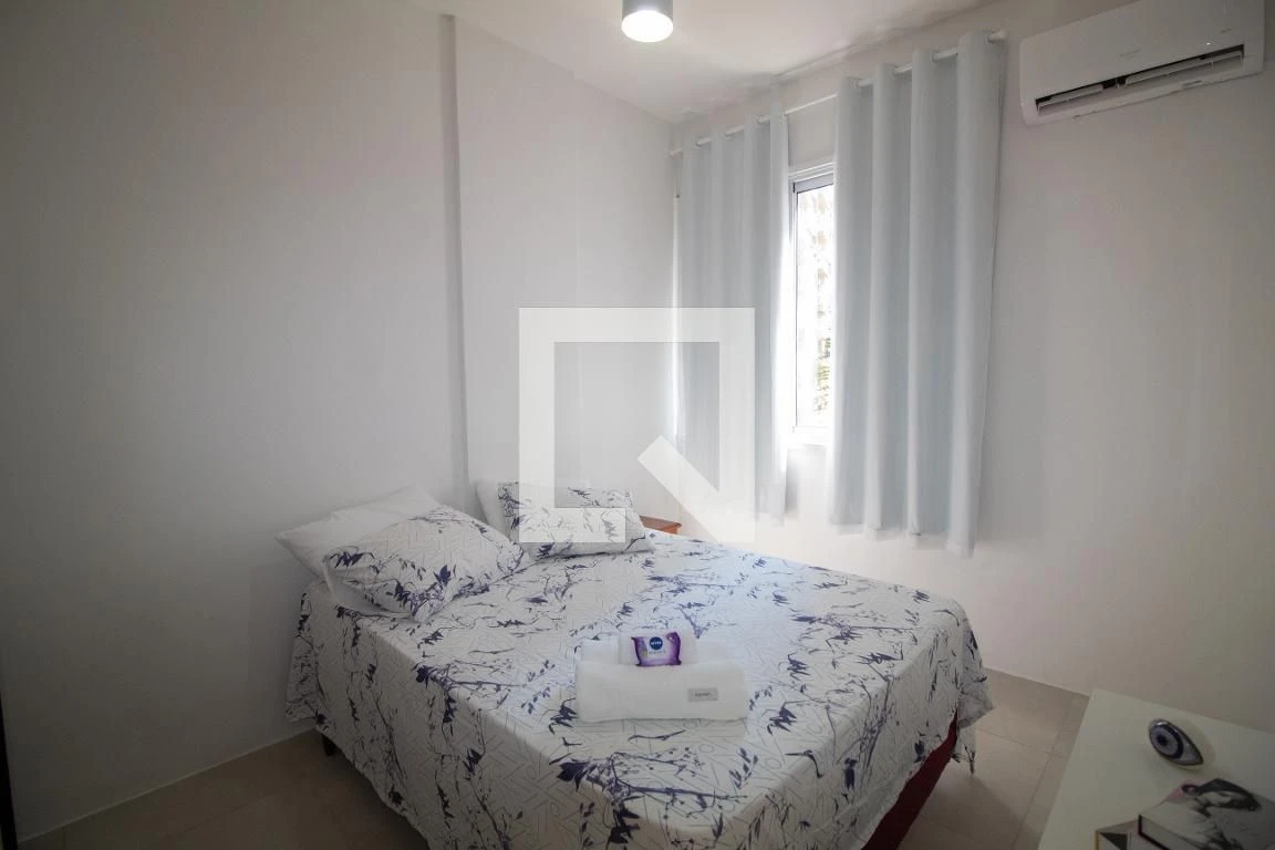 1-bedroom apartment with open kitchen and electric stove — photo 3