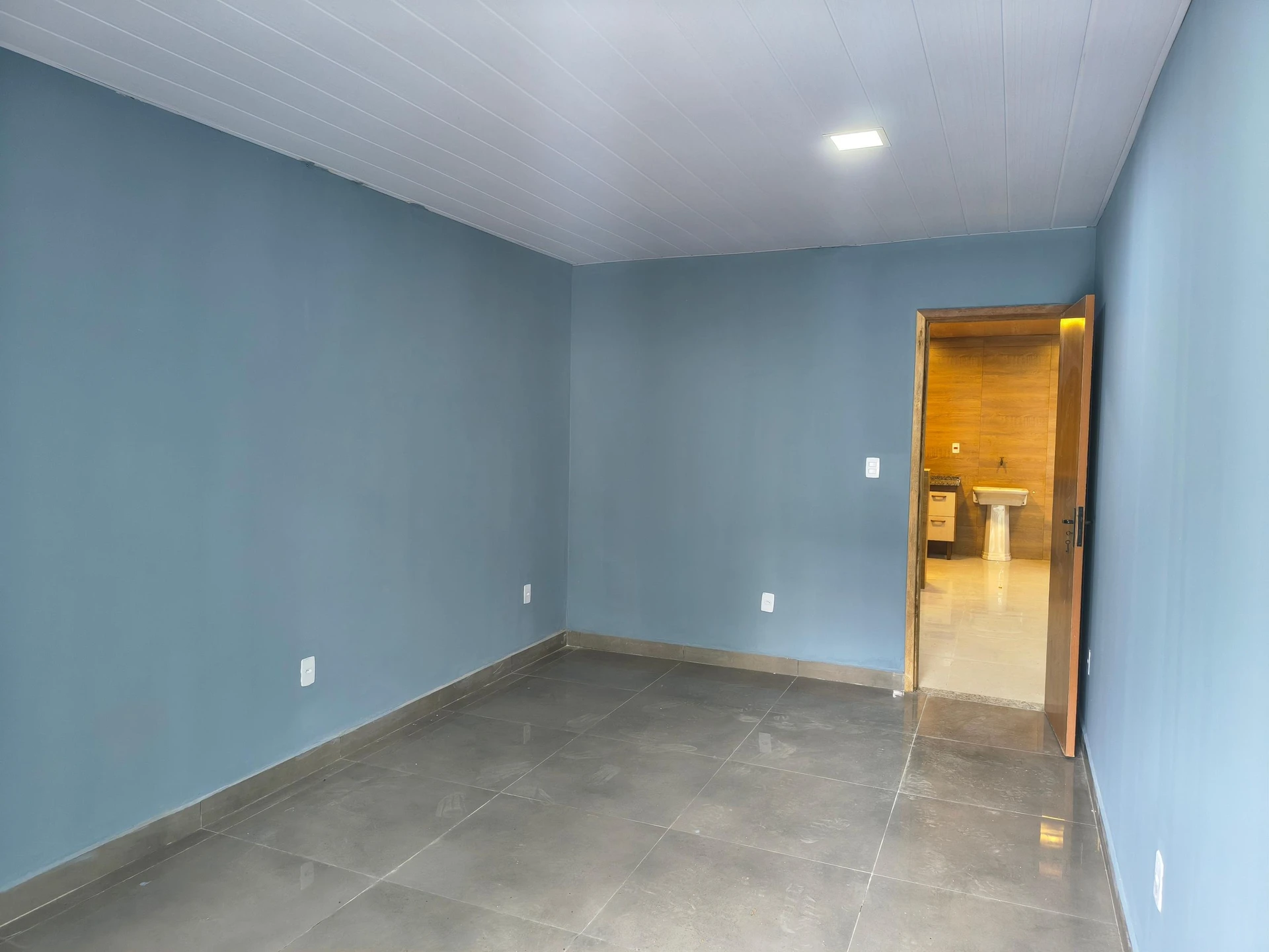 Apartamento com 2 quartos e varanda vista para as montanhas — photo 17
