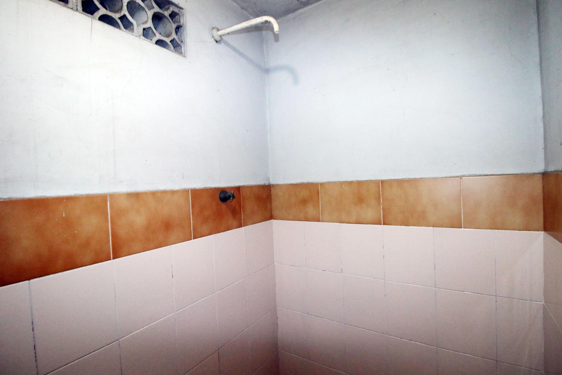 Jacuzzi in a 3-bedroom house, 200 m² — photo 41