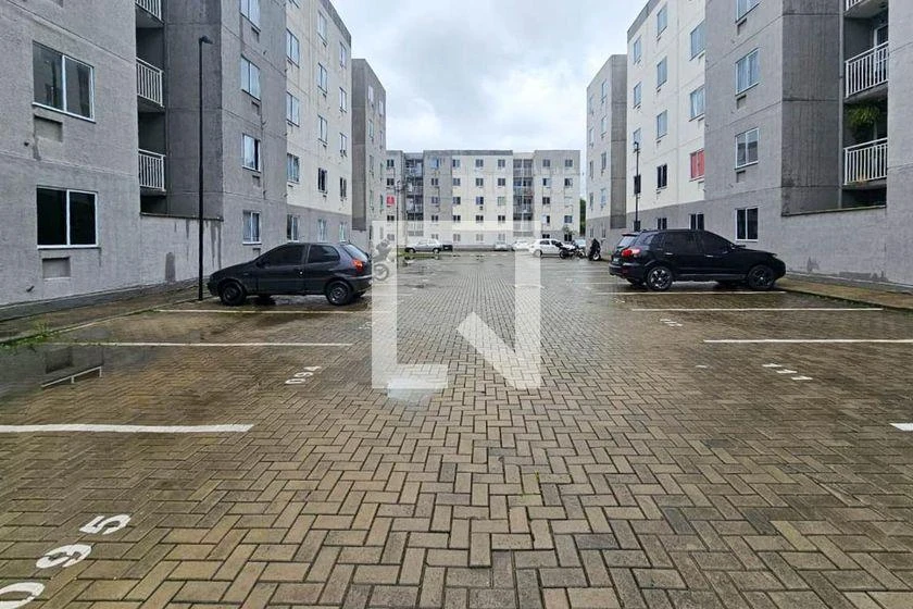 2-bedroom apartment in a building with a pool — photo 38