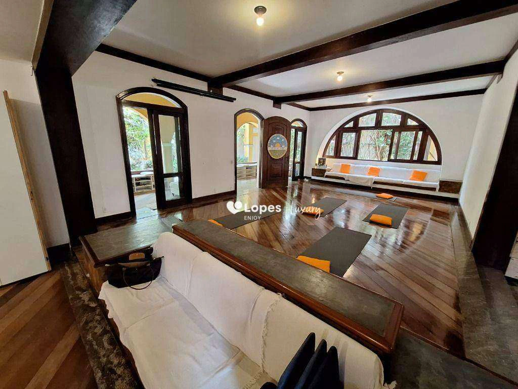 Casa com 6 quartos e 720 m² com piscina e sauna — photo 3