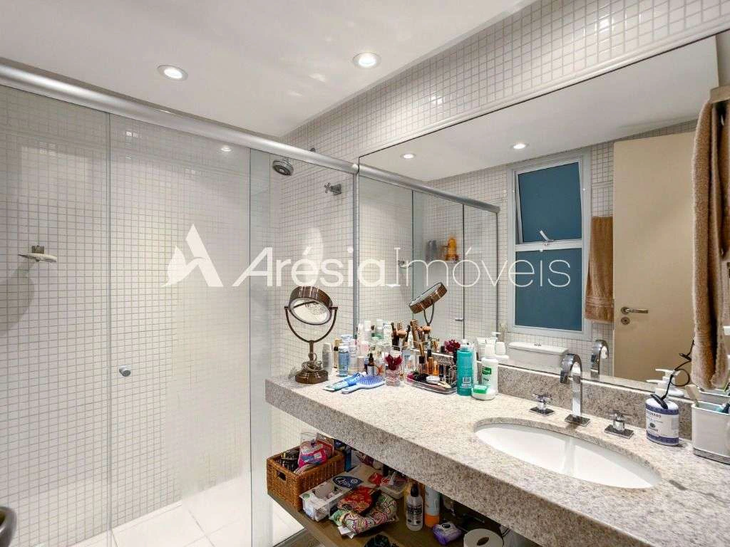 Apartamento mobiliado com 2 quartos e 100 m² — photo 24