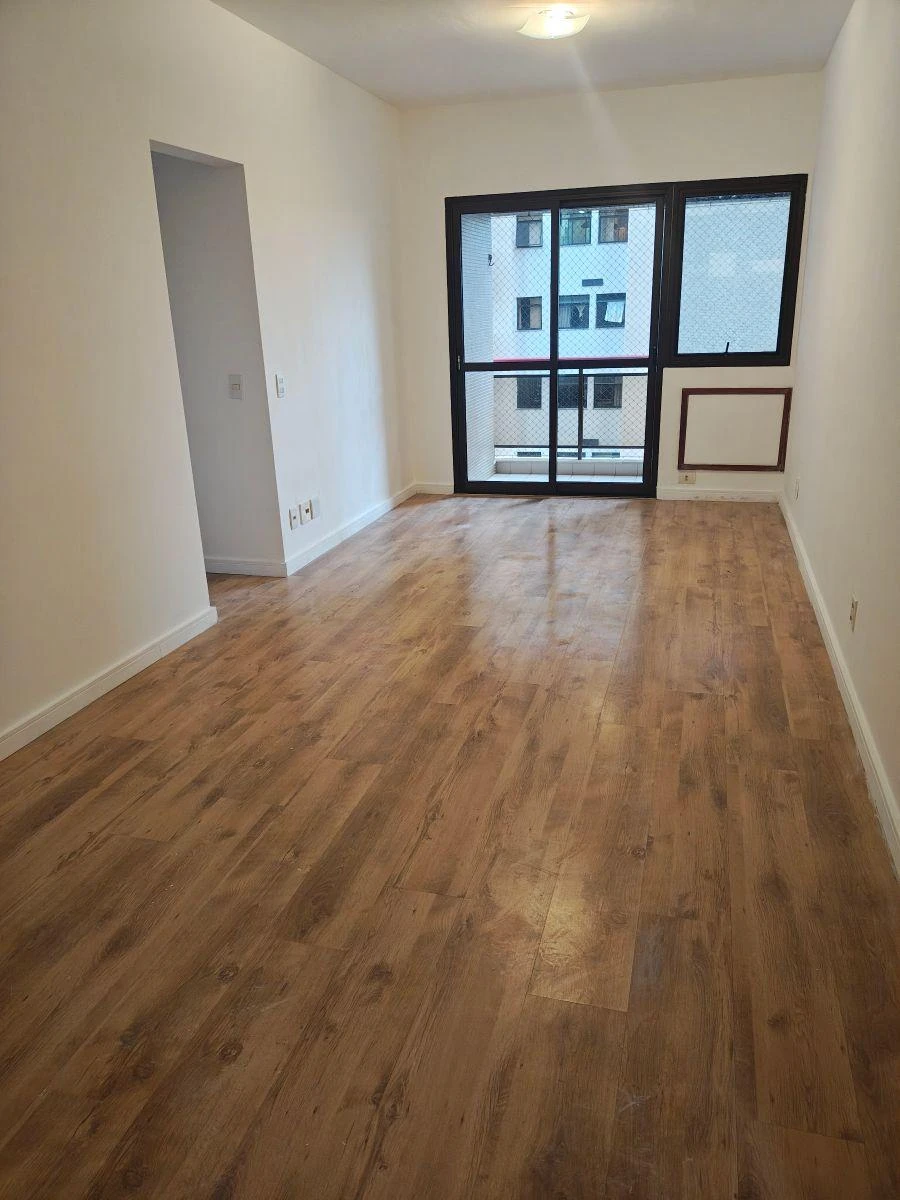 Apartamento com piso de madeira ou laminado, Barra da Tijuca — photo 2
