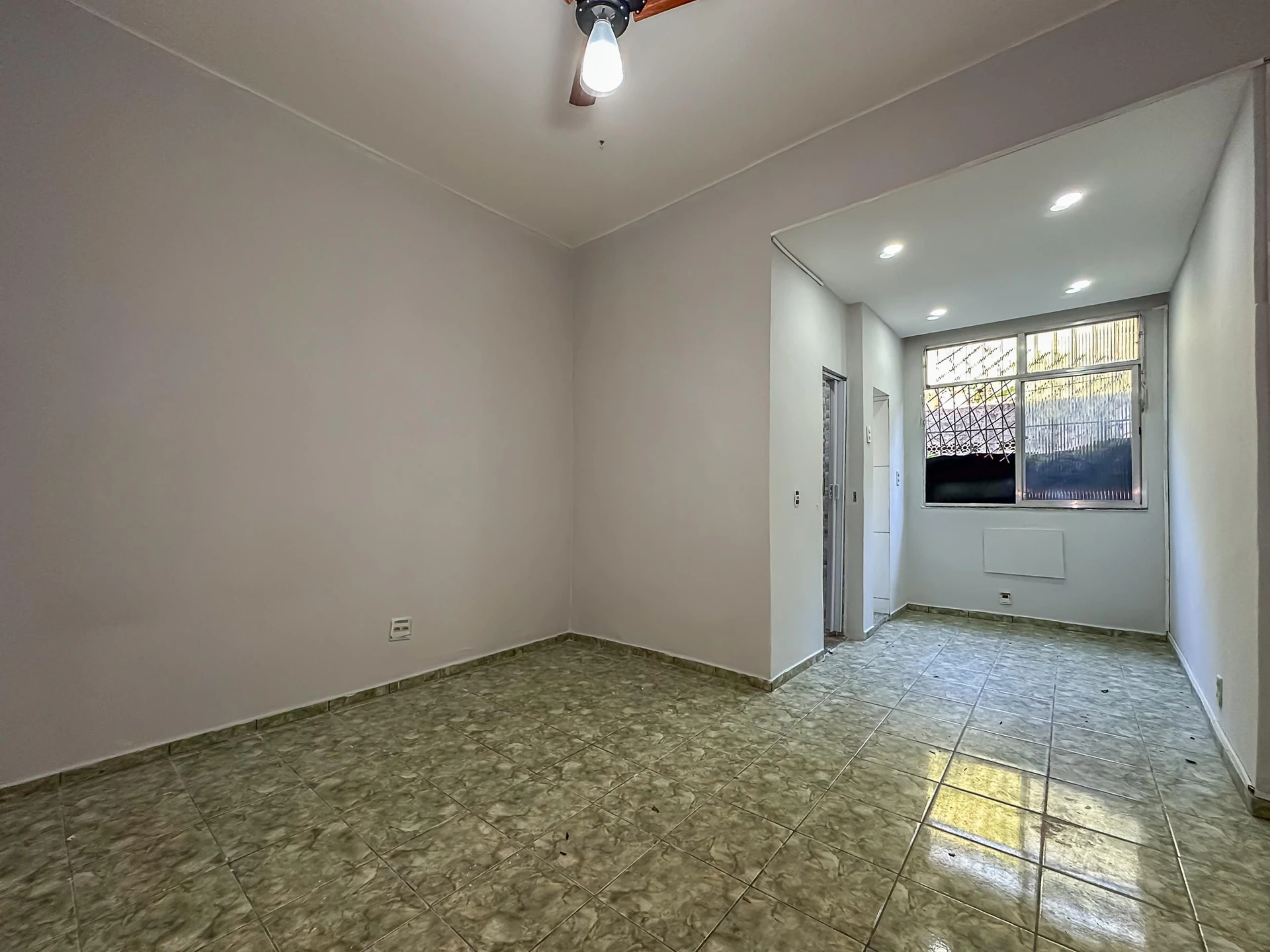 Kitnet sem vaga, com 1 quarto e 1 banheiro — photo 3