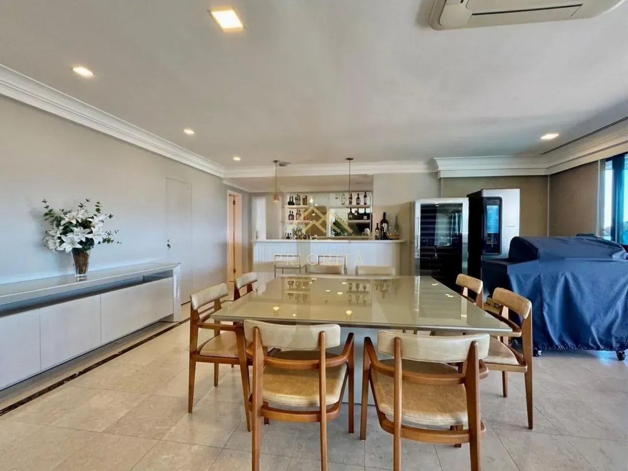 Duplex penthouse with 4 bedrooms and 5 bathrooms — photo 4