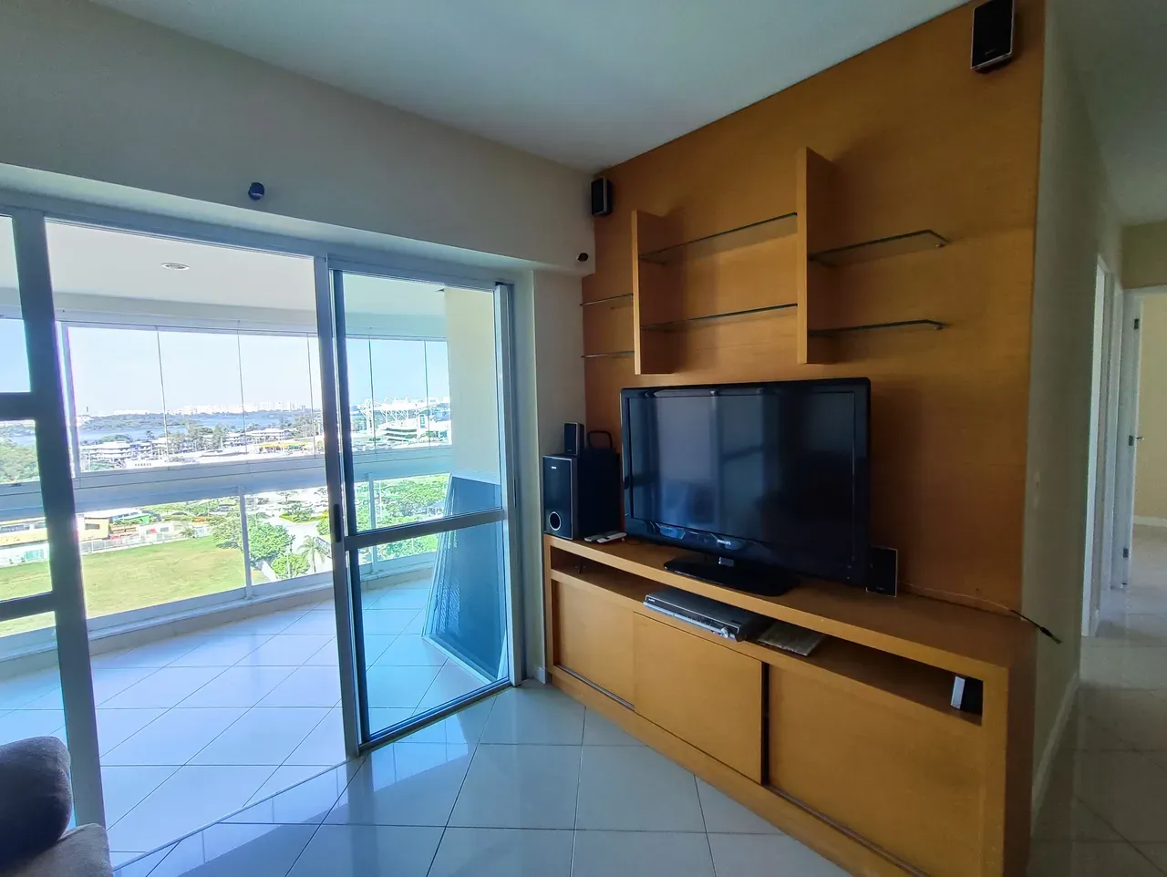 Apartamento mobiliado de 103 m² com varanda envidraçada — photo 11
